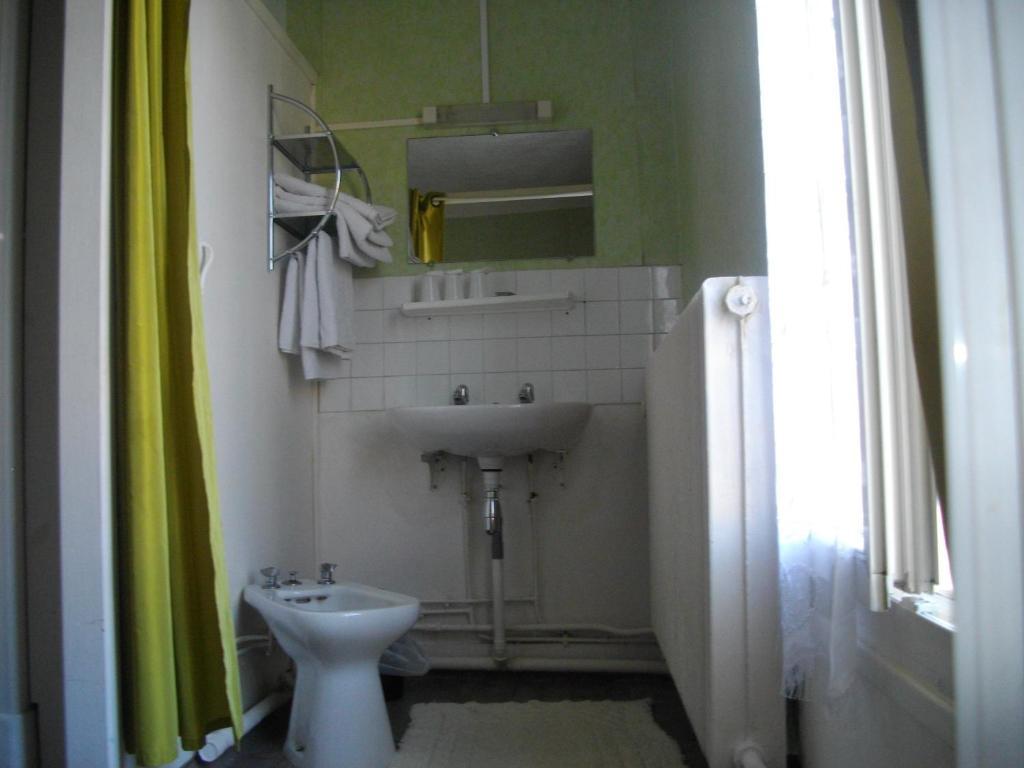 Hotel Le Parisien Saintes Pokoj fotografie