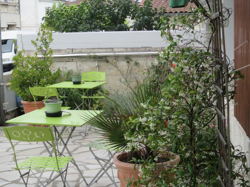 Hotel Le Parisien Saintes Exteriér fotografie