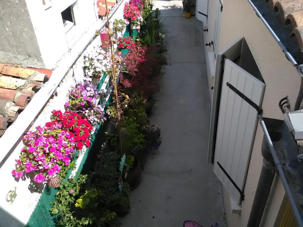 Hotel Le Parisien Saintes Exteriér fotografie